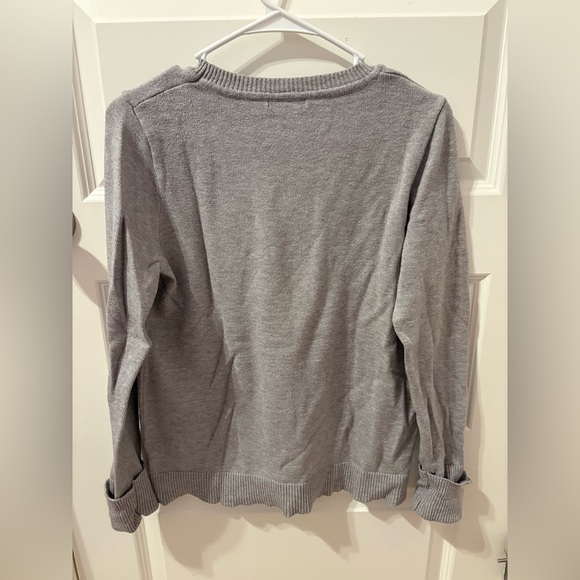 Button detail cuff sleeved sweater - Picture 2 of 2